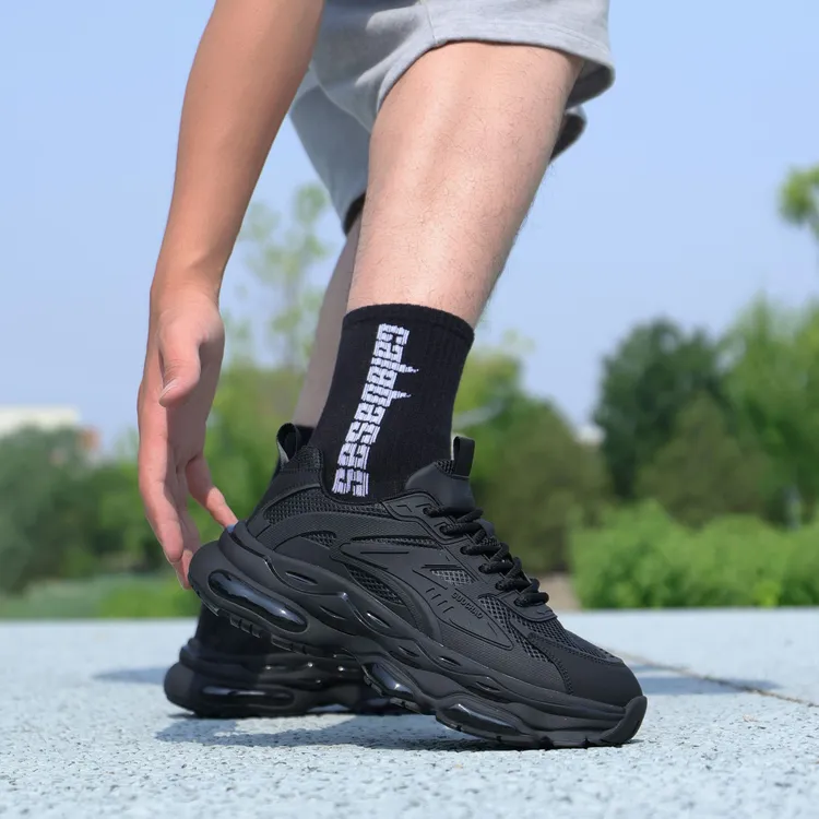 鞋子男款夏季新款男生运动鞋透气网面鞋黑色老爹鞋休闲百搭男鞋