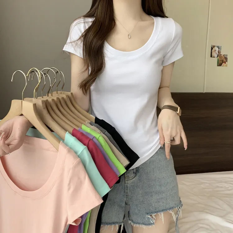 纯色U领短袖女百搭柔软T恤2025新款夏季小众洋气半袖短款圆领