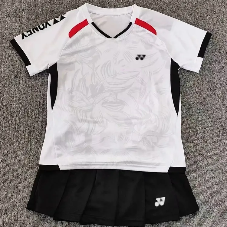 新款透气吸汗羽毛球服男女款短袖适合比赛训练运动