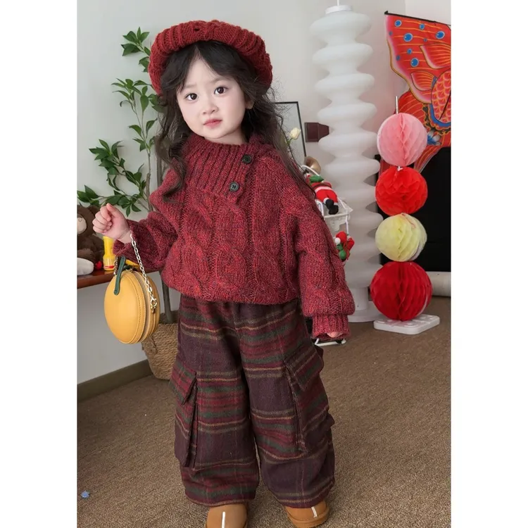 25韩版女童装秋冬装红色针织毛衣+加绒格子长裤小女孩冬装两件套
