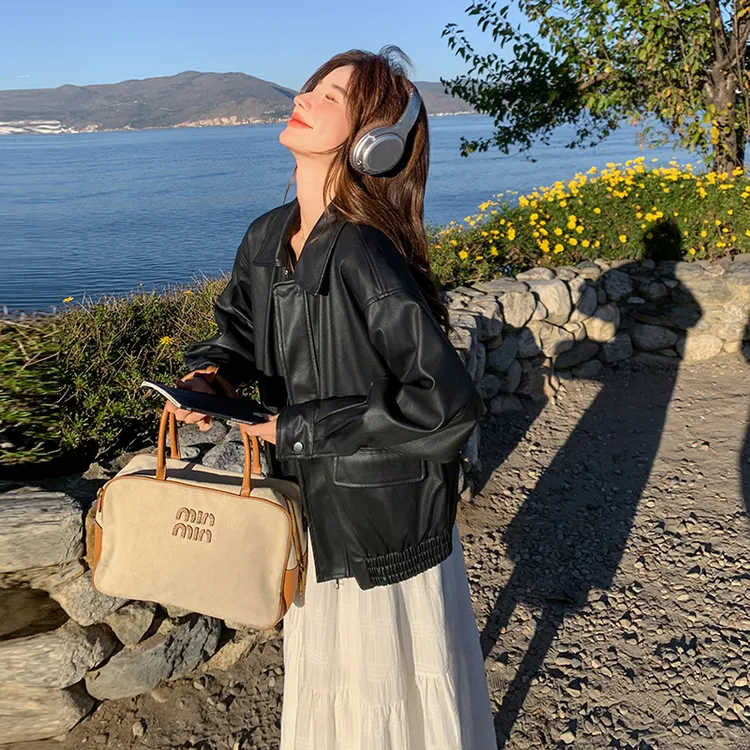 黑色高级感宽松短款皮衣外套2025年秋季初秋初秋穿搭短款咖色皮衣