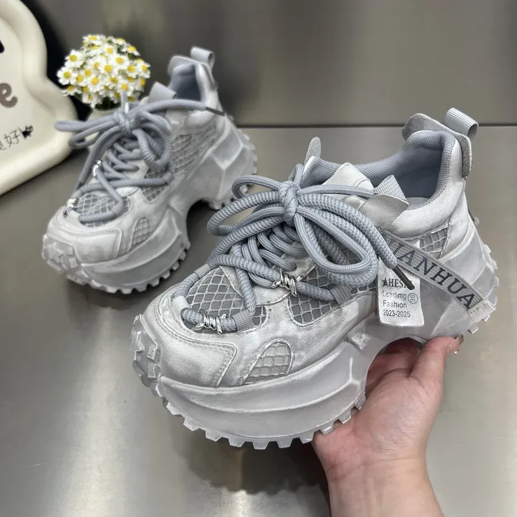 【8cm做旧透网老爹鞋】爆款女鞋广州厚底百搭时尚透气擦色老爹鞋