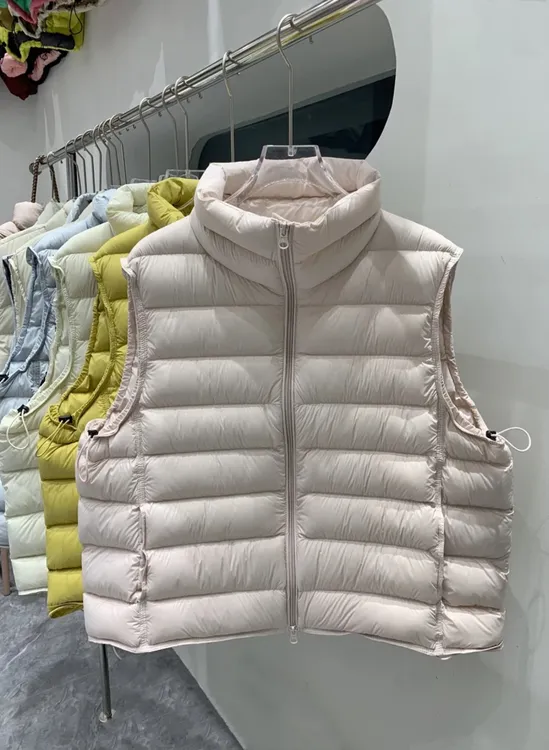 超火立领排骨羽绒服马甲女2025爆款宽松超好看90白鸭绒短款外套潮