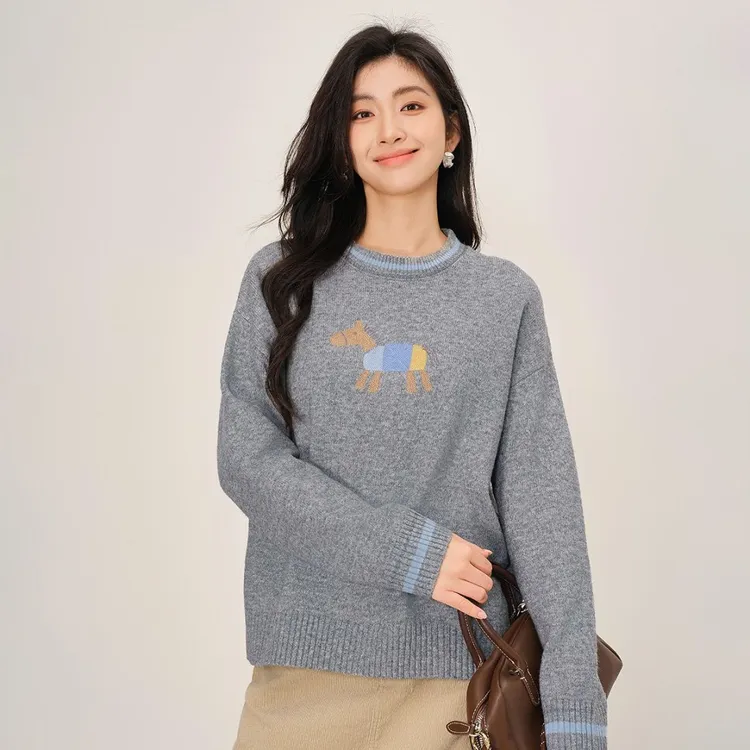 【流光风穿搭】茵曼25冬季童趣小马刺绣套头毛衣保暖百搭针织衫