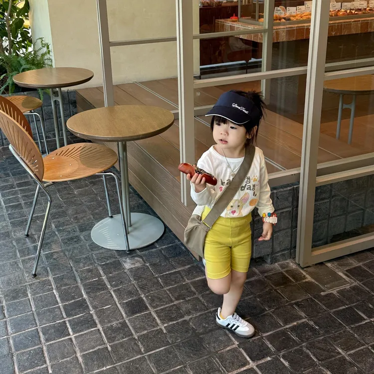 小思家女童2025夏季百搭韩版洋气印花长袖上衣打底骑行五分裤套装