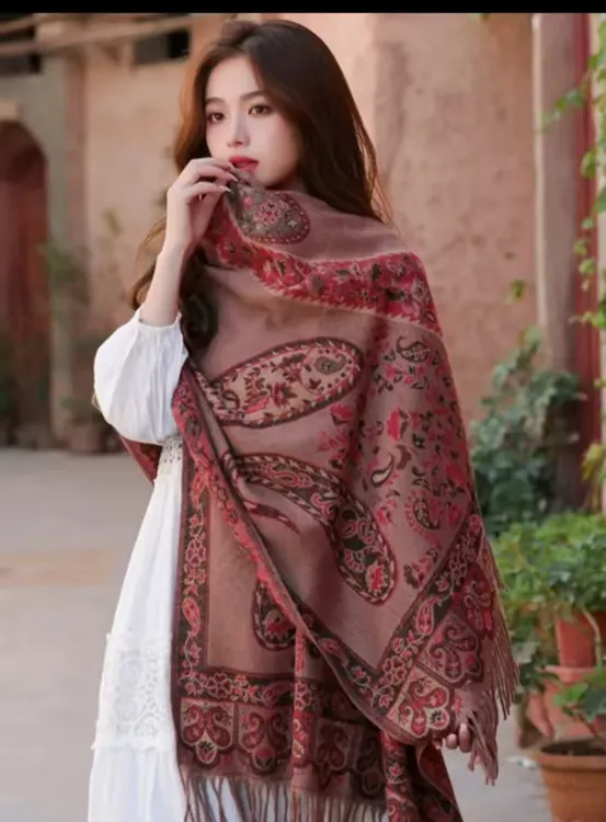 百搭波西米亚风女常规款克什米尔围巾格子纯色长款双面高档时尚