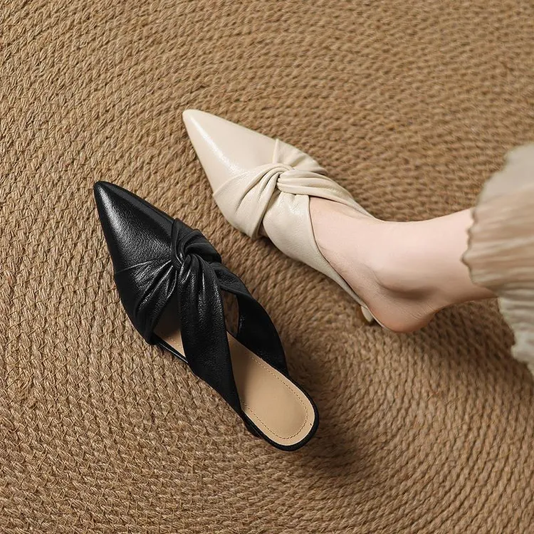 法式尖头凉拖鞋女2025新款软羊皮配裙子气质细跟高跟鞋外穿穆勒鞋