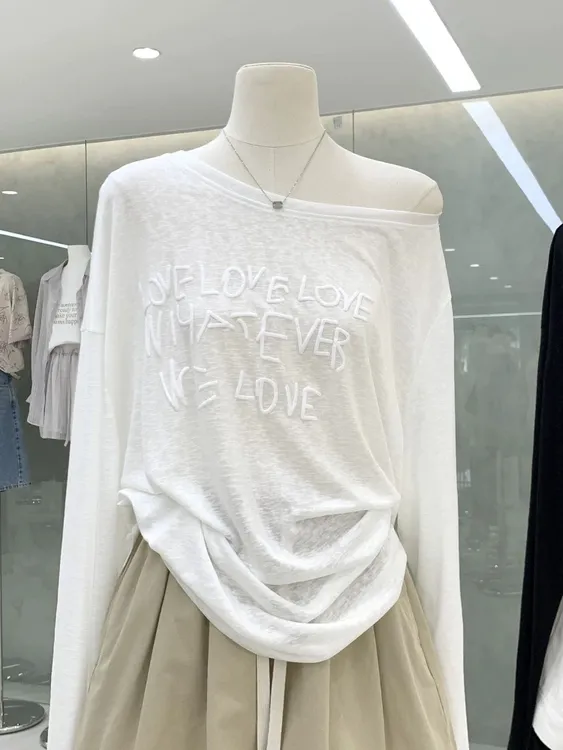纯欲慵懒风字母发泡印花性感斜领长袖T恤女春夏薄款休闲防晒罩衫