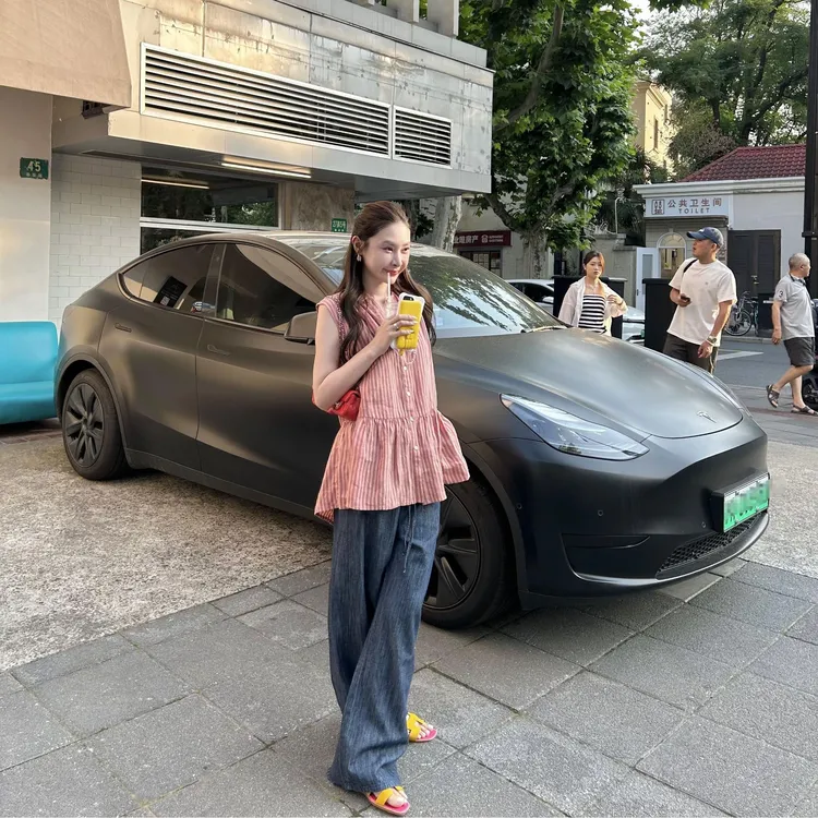 夏季新款多巴胺风格衣服时尚洋气小众复古宽松上衣显瘦阔腿裤套装