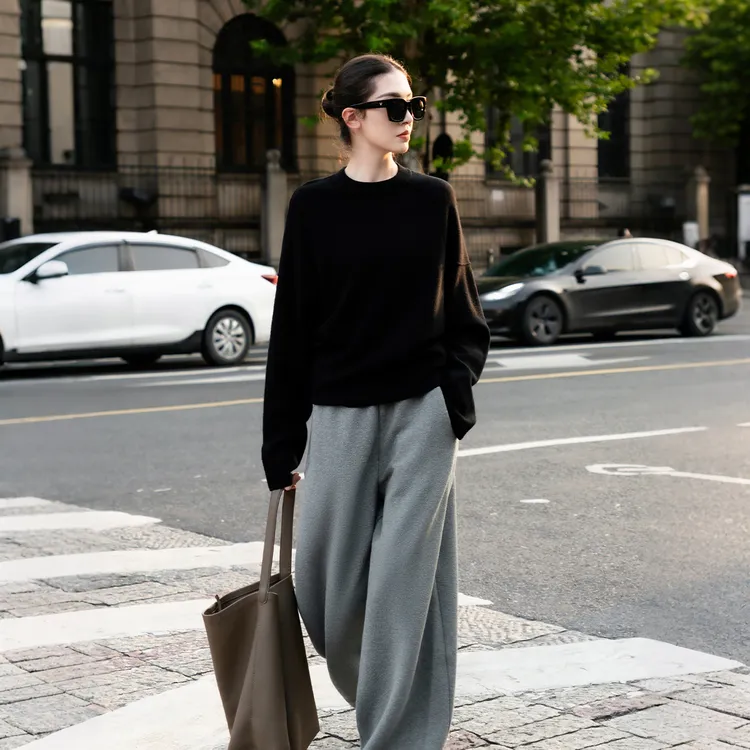 100%美丽诺羊毛圆领毛衣加设计感弯刀裤套装宽松休闲时尚毛衣裤子