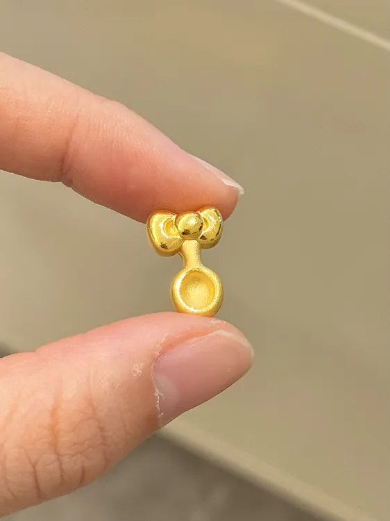 贝贝黄金 足金999 蝴蝶结kt汤匙勺子 素金 吊坠 102