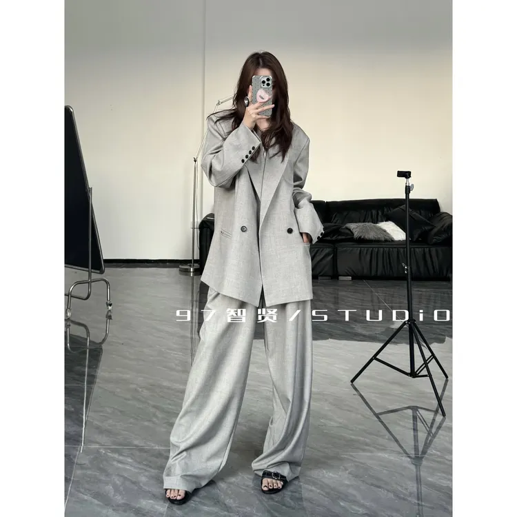 智贤 【特染浅灰色ins风买手店博主风西服套装】