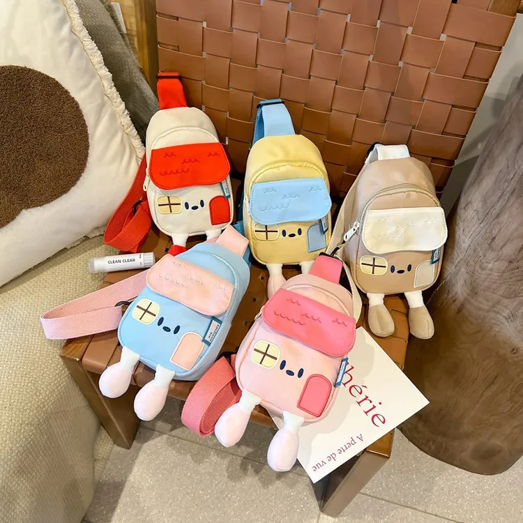 日系卡通男女童胸包可爱小房子造型宝宝斜挎包2025新款儿童包包潮