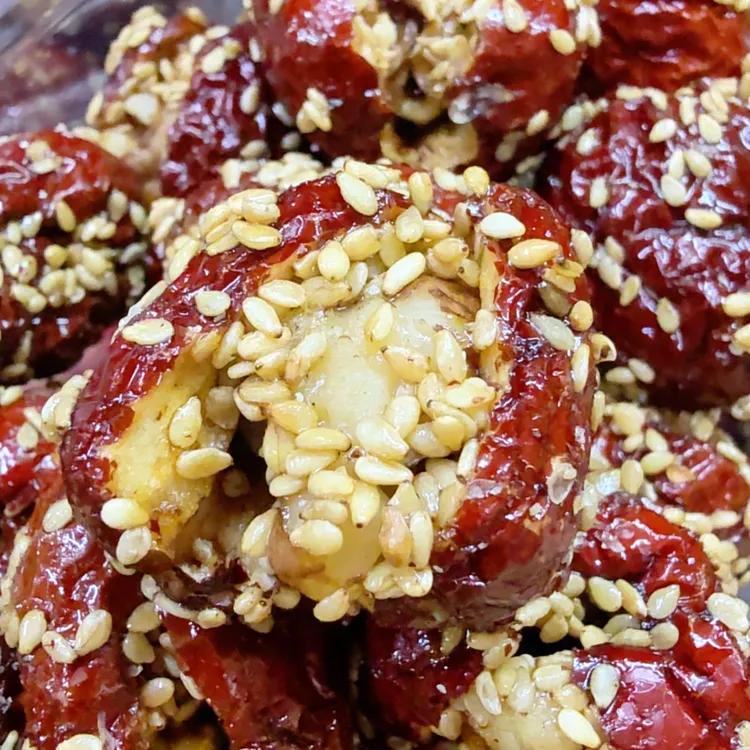 芝麻枣夹核桃仁办公室零食茶点红枣夹核桃