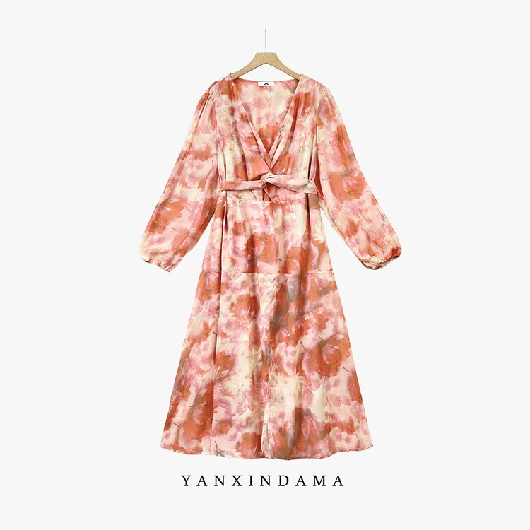 大码女装300斤胖MM法式优雅风V领显瘦印花中长连衣裙30018