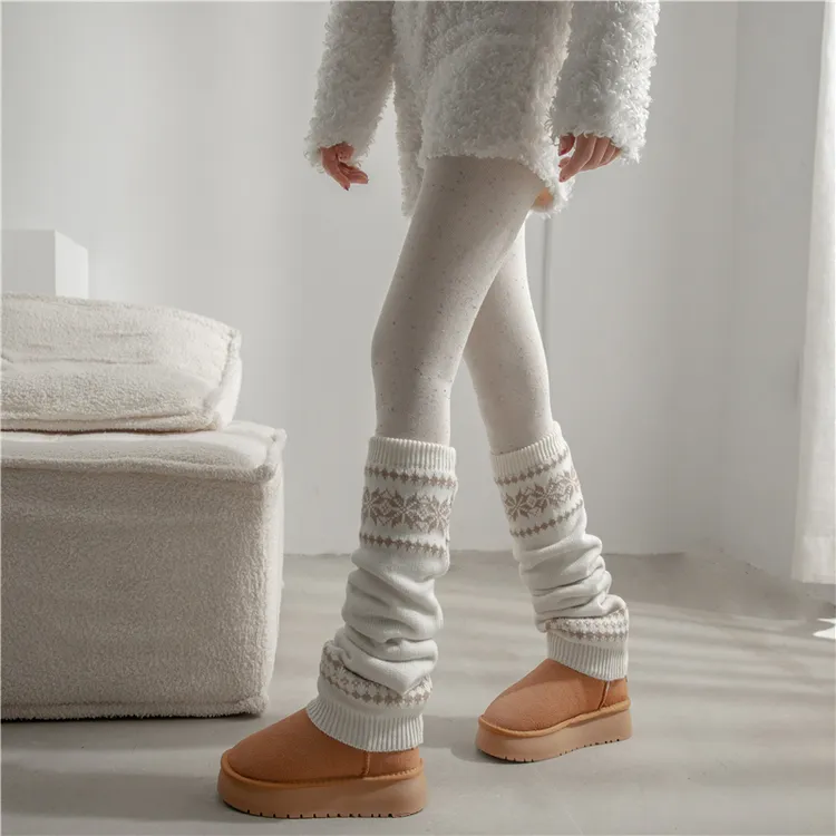 费尔岛雪花袜套秋冬季配雪地靴堆堆袜子女加厚保暖羊绒棉针织腿套