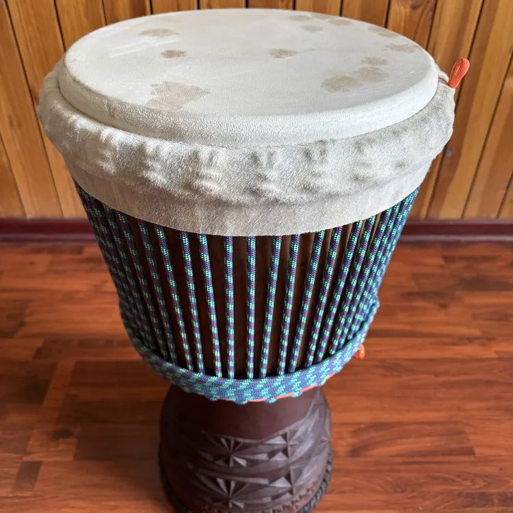 12寸山羊翻毛皮鼓专业演奏成人初学者云南丽江木质手鼓