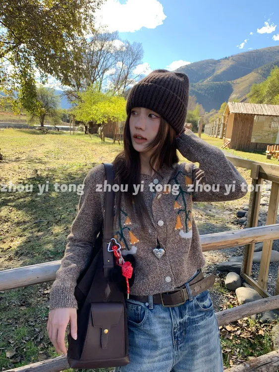 【像素魔法】小众设计师款铃兰提花刺绣针织圆领开衫女ZYT9930