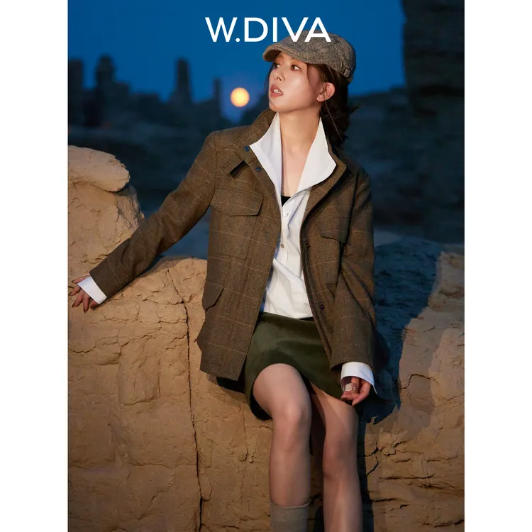 W.Diva【旧港档案】山羊绒绵羊毛复古格纹多口袋连帽外套53C222709