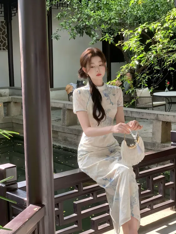 EIA一尧新中式国风【烟雨谣】温婉气质剪花旗袍连衣裙显瘦设计长裙