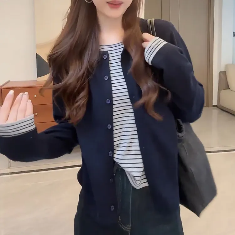 大码女装条纹拼接假两件上衣2025早秋新款胖mm显瘦内搭长袖针织衫