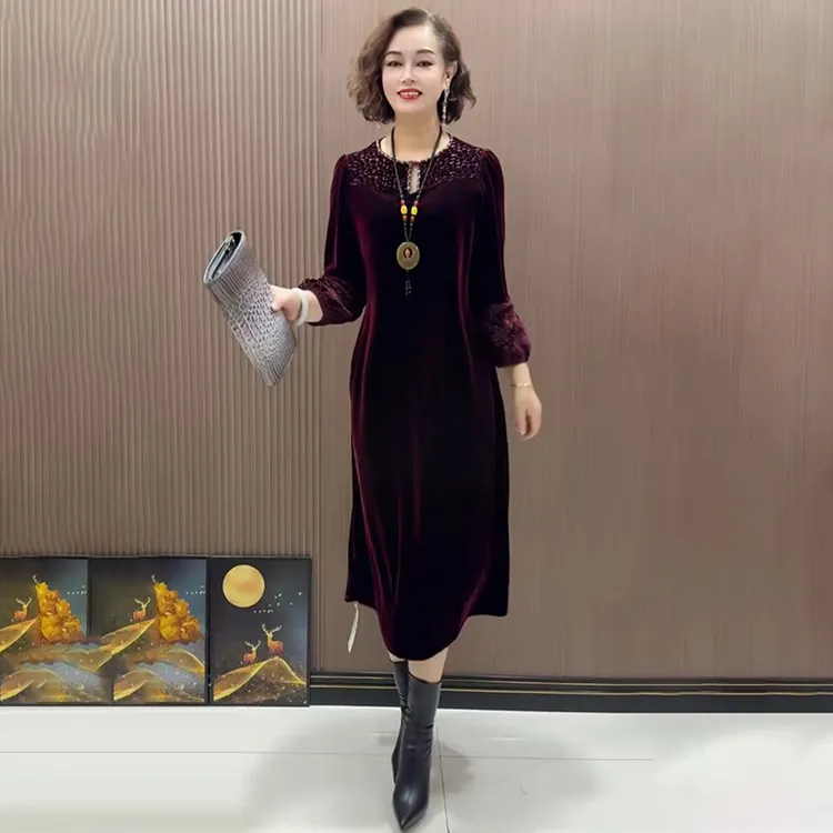 丝绒钩花连衣裙宽松大码遮肚显瘦女装中长裙子2025春秋新款A字裙