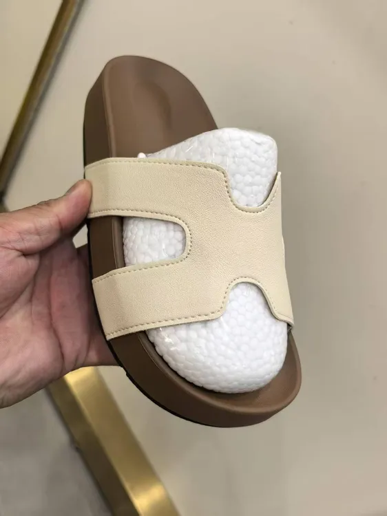 2533时尚夏季百搭博肯鞋拖鞋