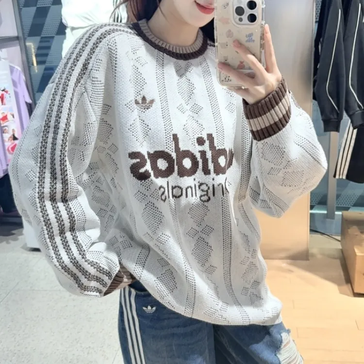 adidas/阿迪达斯新款王安宇同款时尚百搭潮流针织运动衫KS5956