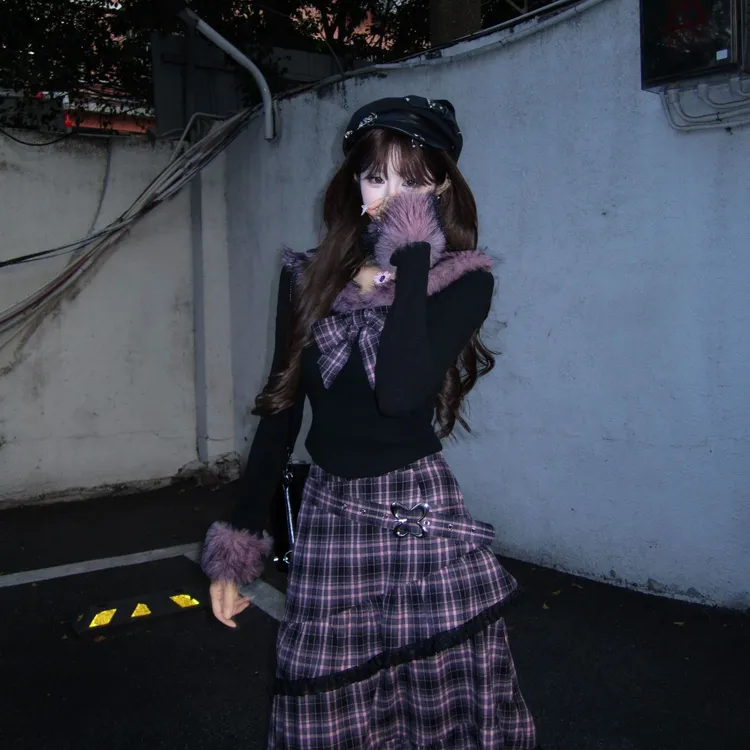莓果丝绒  织物猪原创 暗黑风一字领上衣女冬格子不规则半身长裙