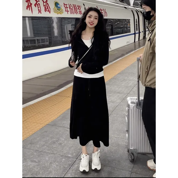 休闲套装裙女韩版撞色假两件连帽卫衣高腰显瘦半身裙时尚休闲套装