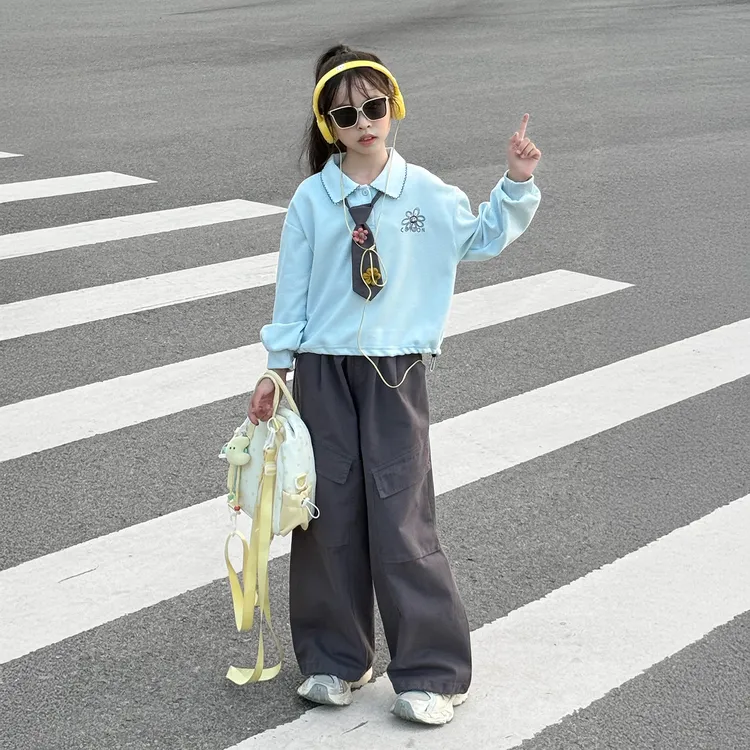 女童春秋款套装2025新款儿童洋气休闲花朵领带衬衫秋装女孩两件套