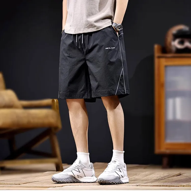 夏季薄款冰丝速干休闲短裤男士外穿宽松潮牌加肥大码男士五分裤薄