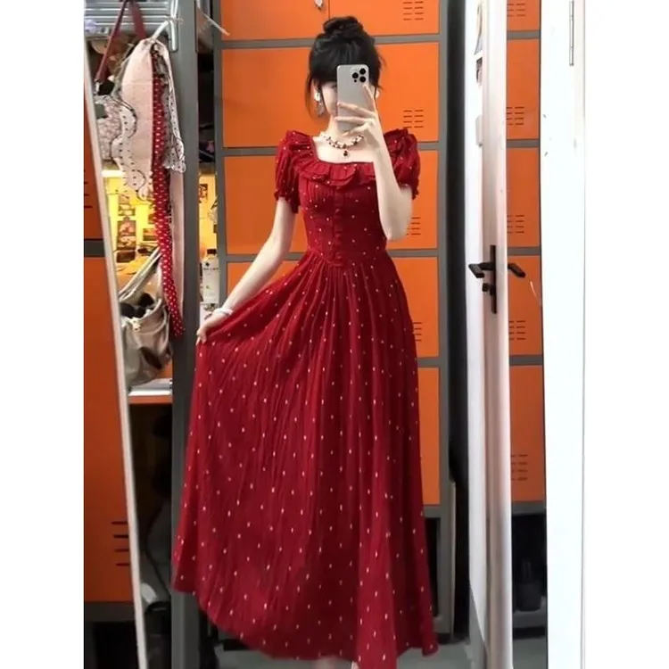 红色方领荷叶边短袖连衣裙女2025年夏季新款收腰波点伞裙a字长裙