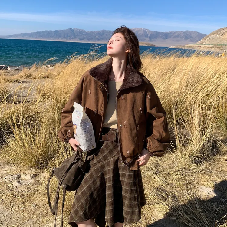 美拉德两面穿皮毛一体外套2026冬季新款复古ins风松弛感派克棉服