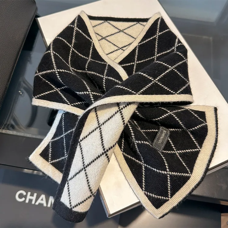 羊毛学生围巾ins女菱形格围脖保暖情侣亲子款2025秋冬款潮百搭