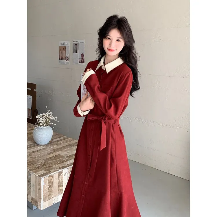 法式复古红色灯芯绒洋装女2025春季新款高级灯芯绒法式复古裙子