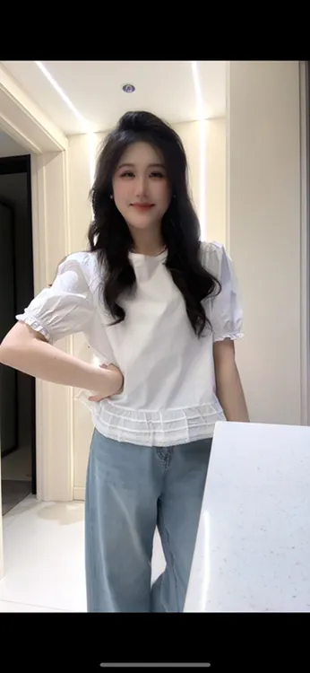 复古减龄泡泡袖格子衬衫2025新款夏炸街独特漂亮小衫气质女士上衣