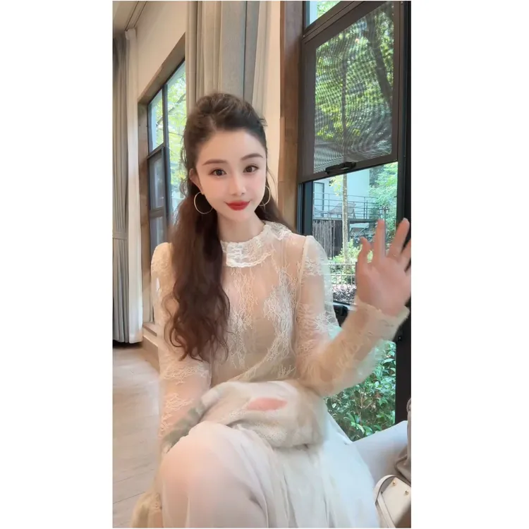 百搭新品精致花边领透视感网纱修身长袖内搭打底蕾丝衫女 YY68292