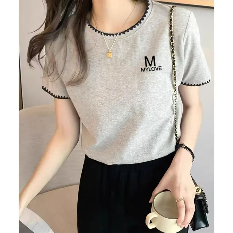 新款正肩圆领修身显瘦短袖t恤夏季小众通勤百搭洋气印花女装上衣