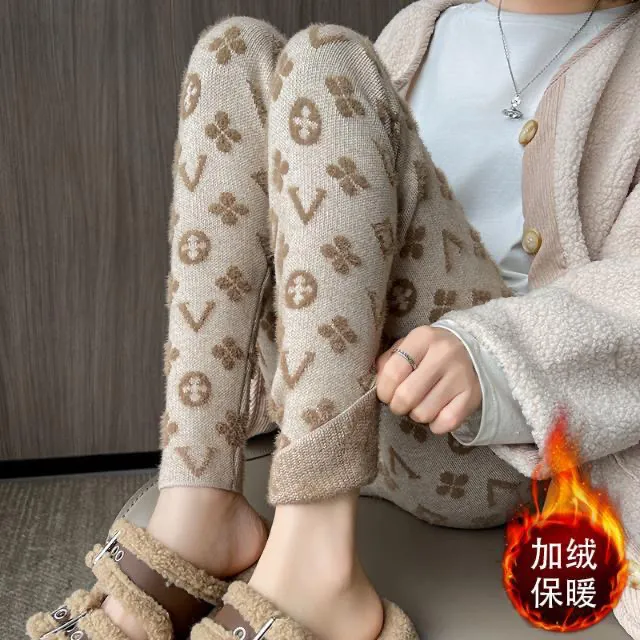 水貂绒提花打底裤女秋冬保暖高腰收腹弹力针织紧身小脚休闲裤