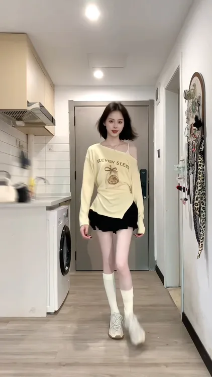 2025夏季新款时尚套装气质显瘦洋气休闲百搭性感辣妹唱戏上半裙女