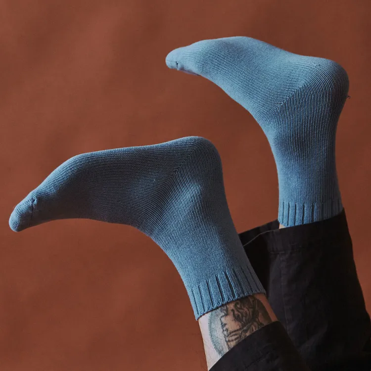纯色中筒袜基础款针织袜子简约舒适秋冬男士秋季简约百搭保暖中筒