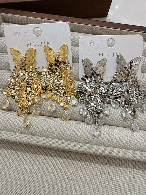 铜合金锆石耳饰 出圈神级美貌  蝴蝶效应流苏气质高级耳饰013