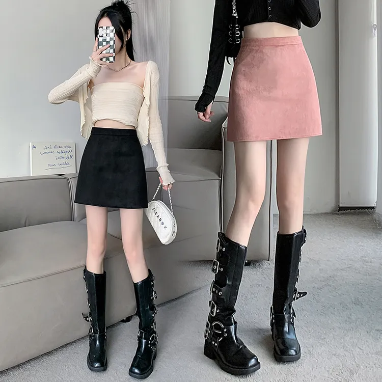 麂皮绒半身裙秋冬2025新款高腰A字裙气质百搭包臀裙黑色显瘦短裙