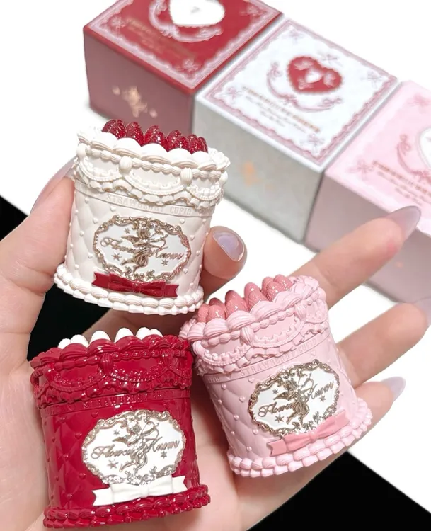 花知晓草莓丘比特系列蛋糕唇霜v01舒芙蕾自带唇霜哑光送礼唇釉