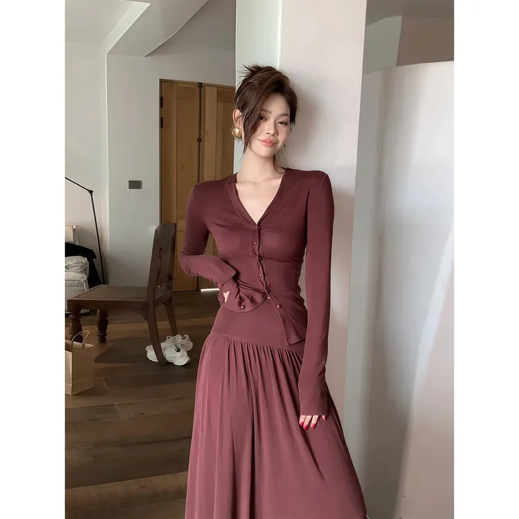 复古气质V领纽扣长袖开衫女秋季新款修身显瘦慵懒风半身裙两件套