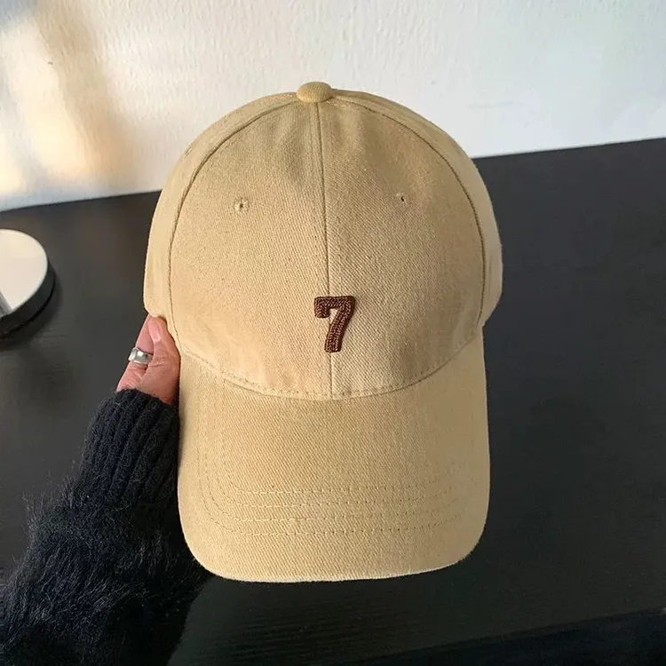7字简约百搭刺绣宽檐软顶棒球帽男女通用显脸小防晒帽运动网红