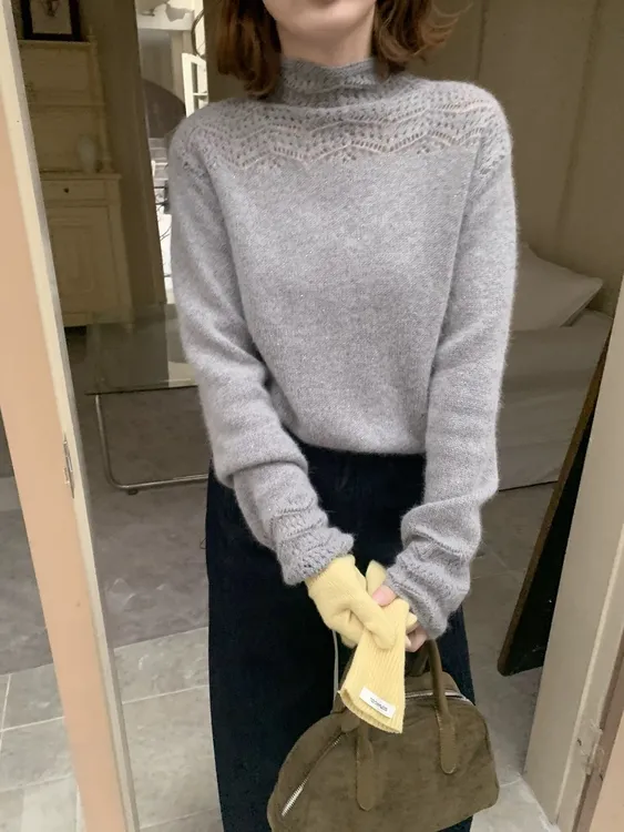 【镂空钩花半高领】柔软亲肤内搭时尚宽松慵懒针织打底衫女毛衣