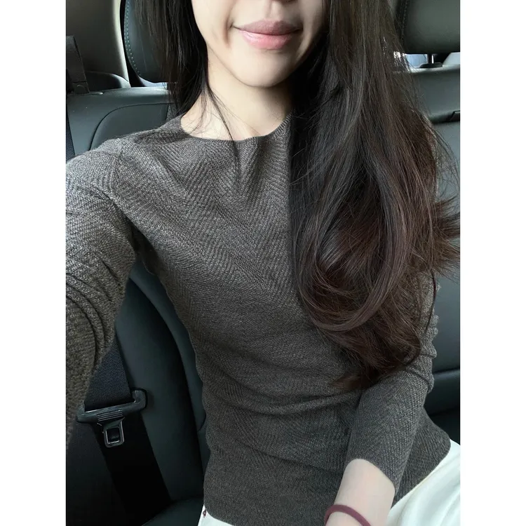 极简基础款百搭针织衫女早秋高级感修身内搭长袖打底衫老钱风上衣
