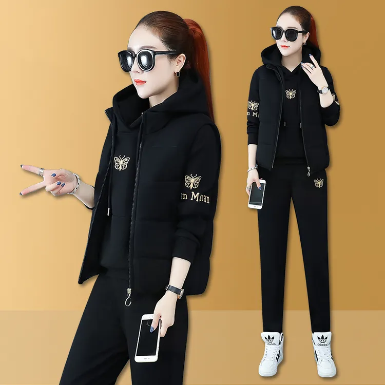 中年妈妈秋冬运动服套装卫衣新款中老年人女加绒加厚洋气质三件套